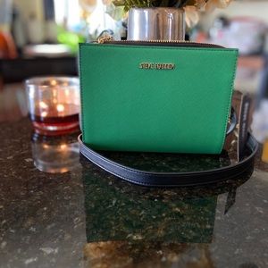 STEVE MADDEN BGREER WALLET CHAIN CROSSBODY